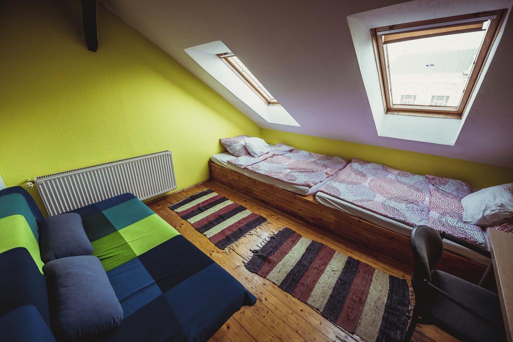 Unity Hostel Budapest Bagian luar foto